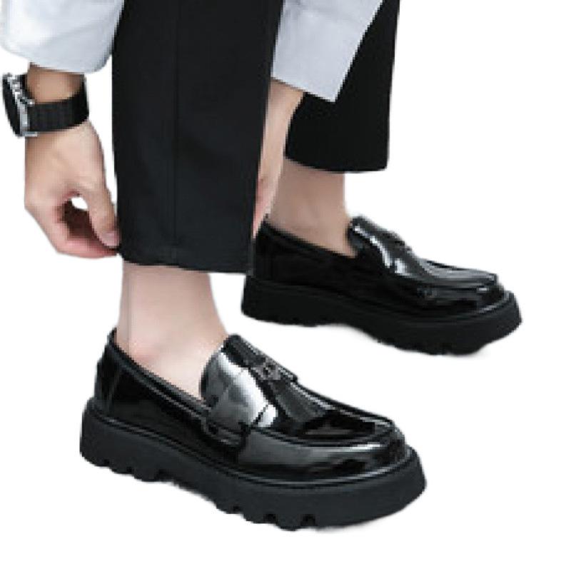 Lederschuhe Herren Herbst neue Herren Freizeitschuhe Herren Britischer Stil Businesskleidung kleine Lederschuhe Hochzeit Bräutigamschuhe