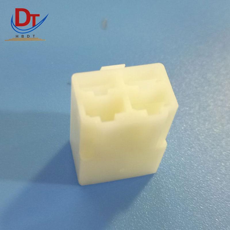 Automotive 4-Pin Plastic Wiring Harness Connector DJ7041-6.3-21
