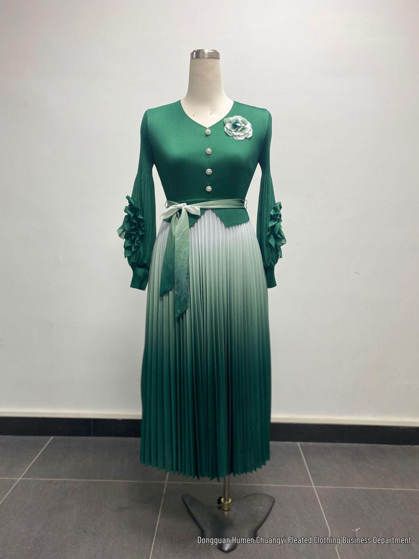 

Miyake African Style Plus Size Women s Gradient Petal Sleeve Dress One Size 80/180