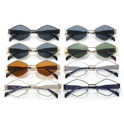 Mode Polygonale Damen Sonnenbrille Vintage Marke Damen Sonnenbrille Shades Einzigartiger Metallrahmen Punk Brillen