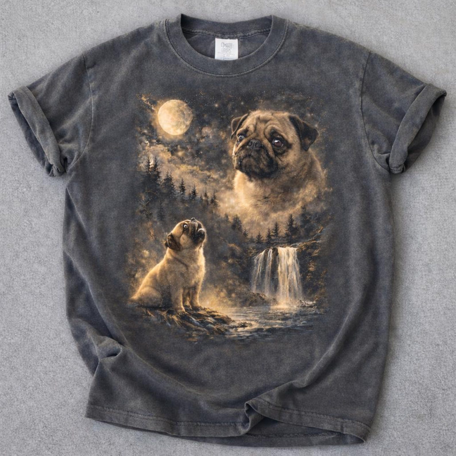 Comfort Colors® Pug Howling to The Moon Shirt, Vintage Moon Animals Tee, Dog Mom Gift S