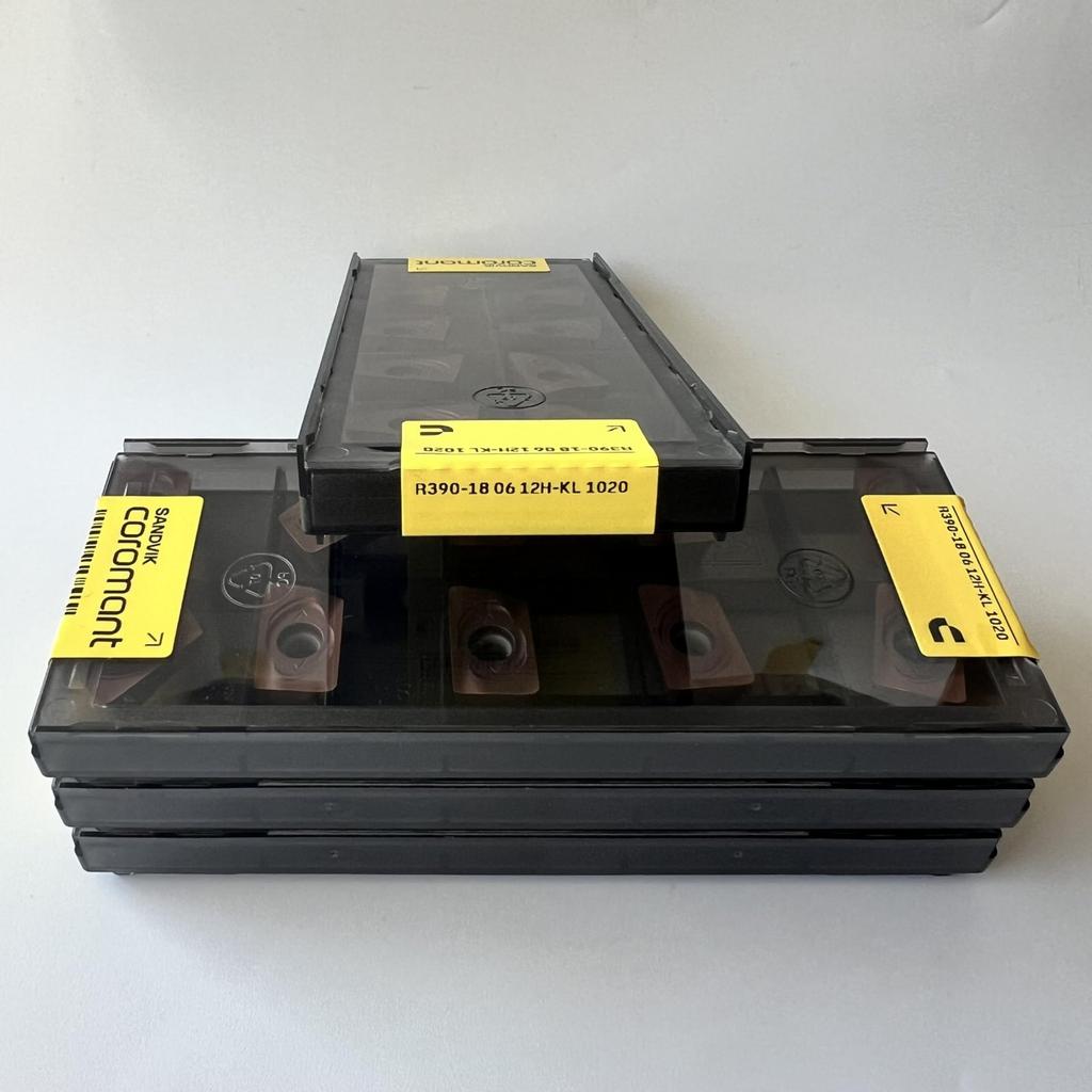 SANDVIK / R390-180612H-KL 1020 / Original Swedish hard alloy blade 10 Pcs