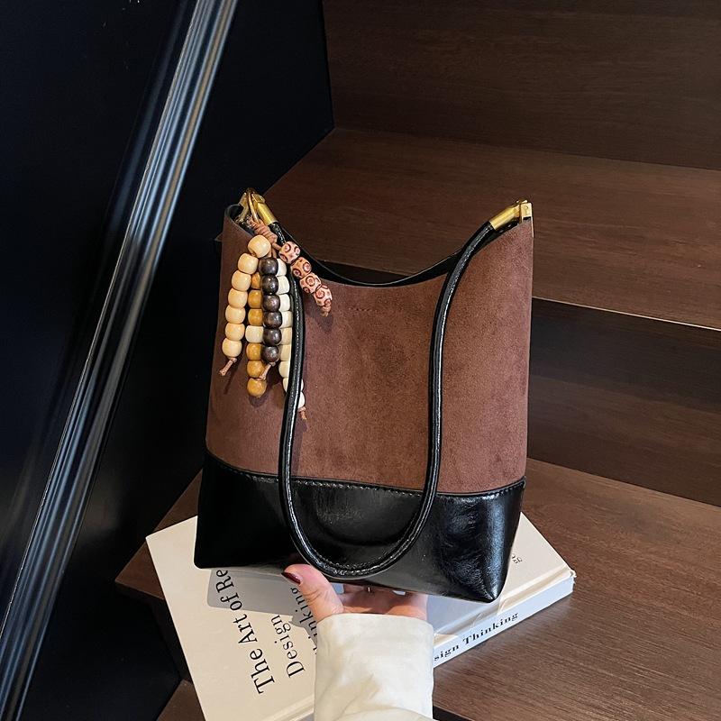 Frosted Retro Bag Women's Large Capacity 2025 New Autumn and Winter Versatile Casual Shoulder Underarm Bag Work Commuter Bag