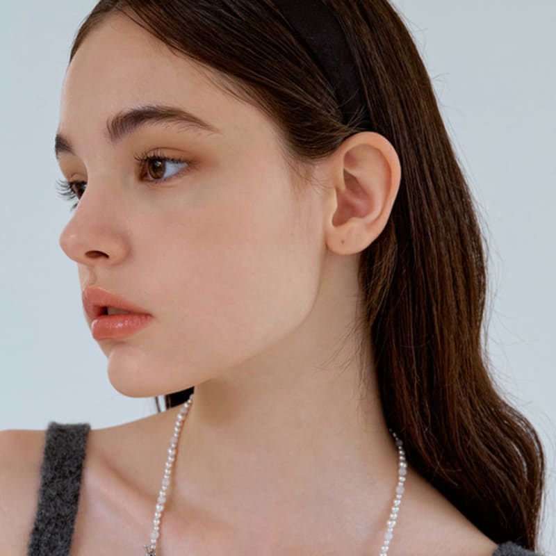 KINDABABY black satin head band