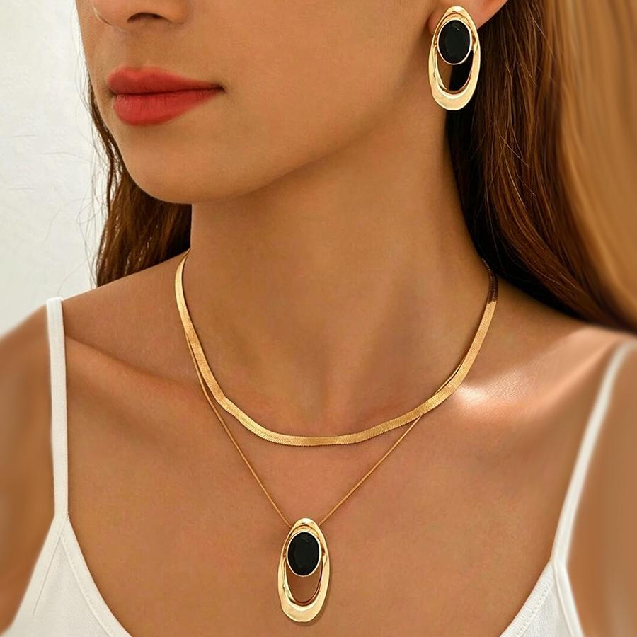 European and American Hot-selling Fashion Versatile Simple Niche Oval Geometric Stud Earrings Necklace Ring Set