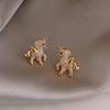 Boucle d'oreille Pendentif Cheval Élégant avec Zirconium Cubique Pour Fashionistas et Acheteurs de Cadeaux
