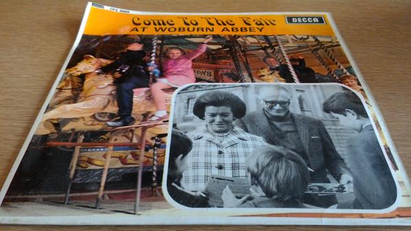 

7inch Record CAROUSEL VAN DER BEECK FAIR ORGAN - Come To The Fair At Woburn Abbey DFE8680 Decca 1968 UK Pop Used