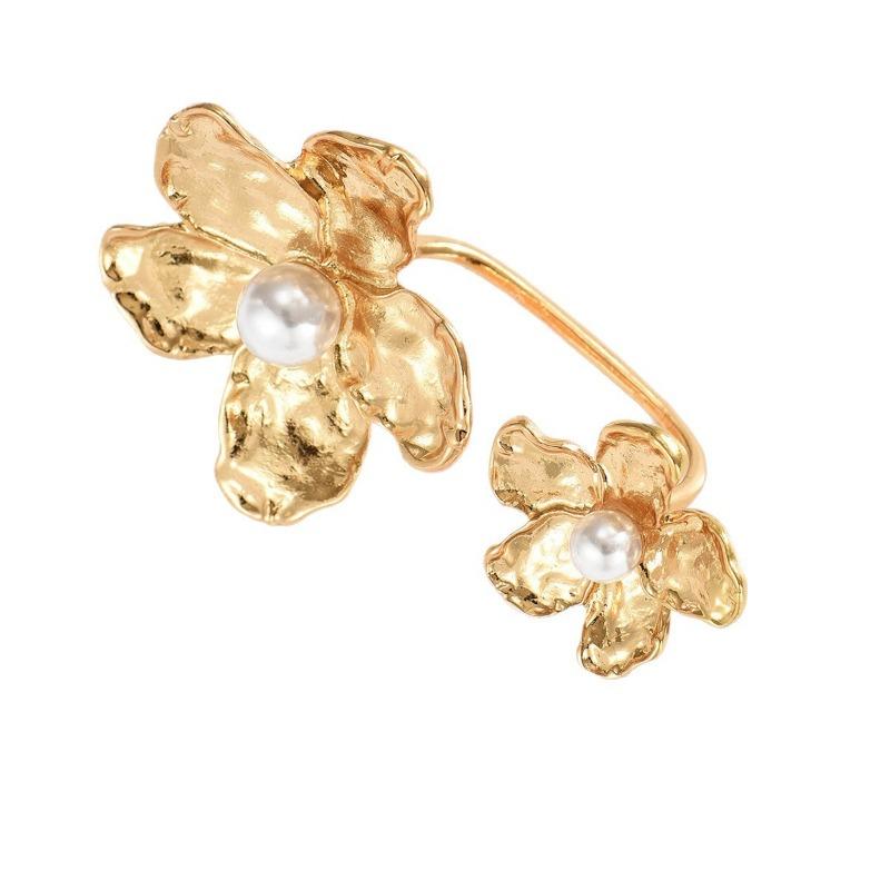 Petal ring niche design flower finger ring personality exaggerated irregular pleated female ring