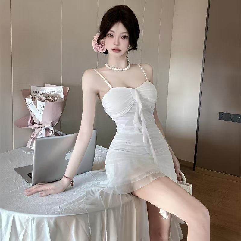 French Ruffle Edge Splicing Suspender Dress Slim and Thin Irregular Skirt Seaside Beach Dress New