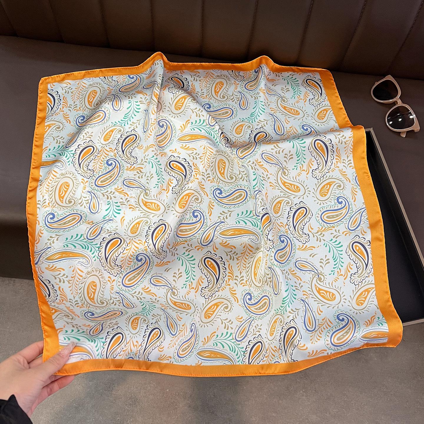 Women S Fashionable Cashew Flower Print Small Square Scarf Elegant Versatile 6565cm жёлтый
