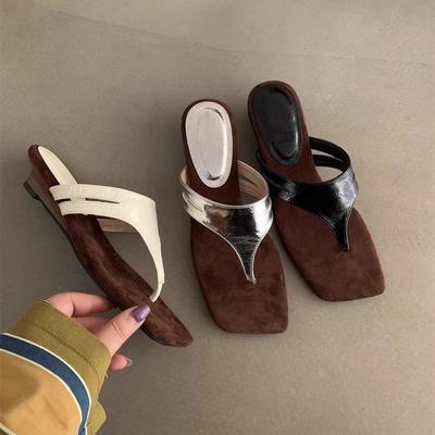 Design Sense Niche Wedge Heel Silver Flip-flops Slippers Women's Shoes Wear Summer High-heeled Sandals Roman Shoes