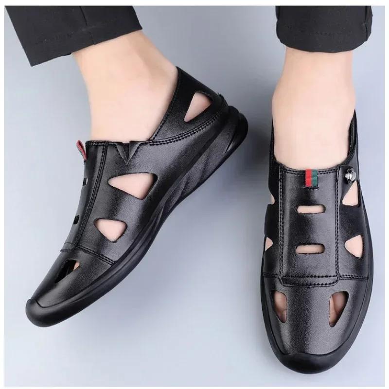 Summer New 2025 Casual Men Sandals Outdoor Beach Men Shoes Fashionable Breathable Comfortable Sandals Summer Casual Men's Shoes