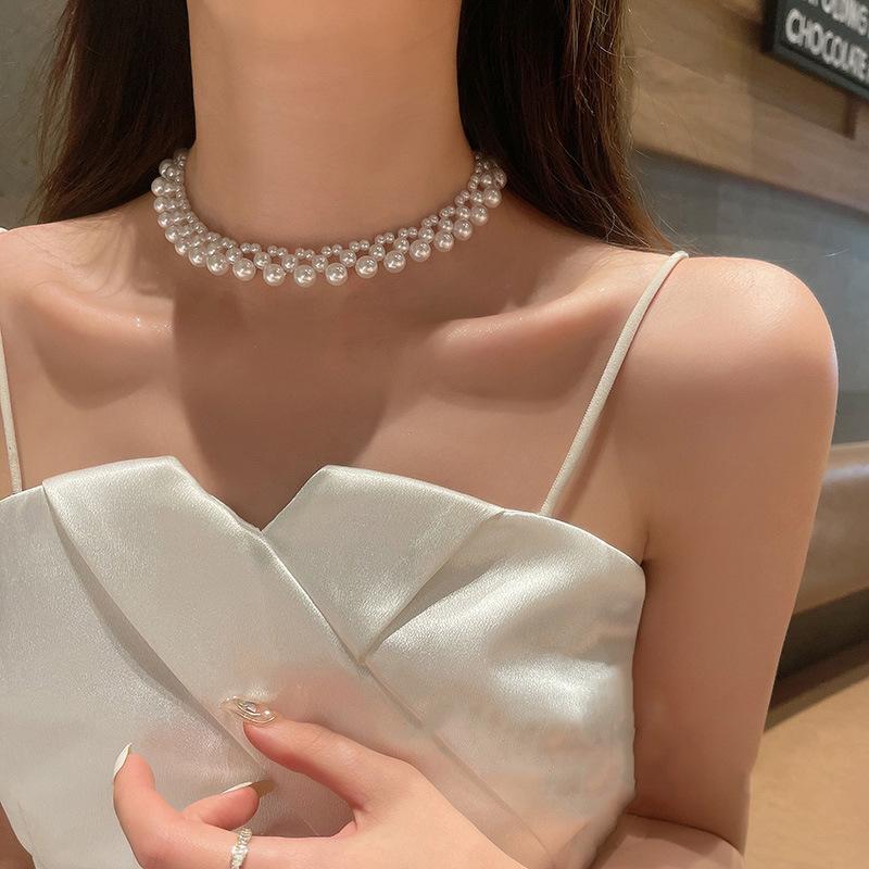 Handwoven multi-layer necklace women's retro elegance celebrity pearl collarbone chain high-end temperament necklace