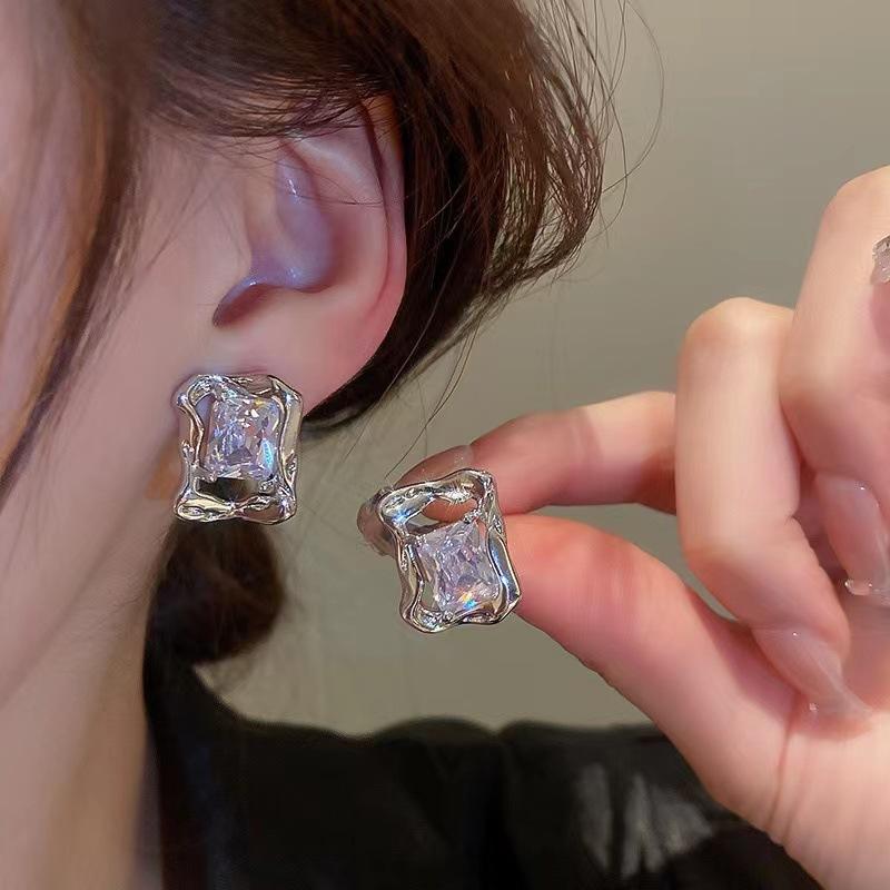 Women's Commuting Retro Square Ear Buckle Earrings