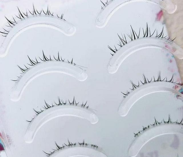 Manshi Little Firefly Lower Eyelashes: Single Cluster, Fairy Style, Comic Cosplay, Transparent Stem, Natural Look