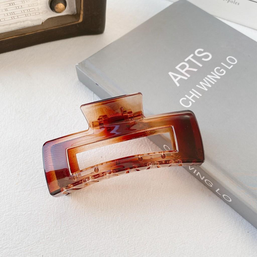 Stylish Pc Material Square Hair Claw Clip For Women With Elegant 10.5cm Design