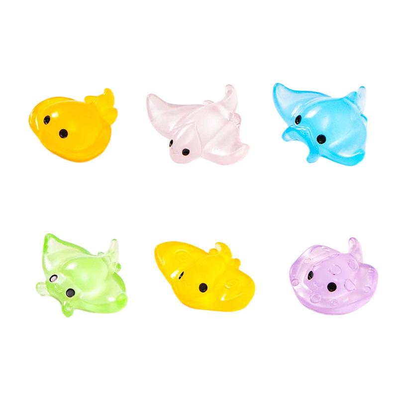 10-30pcs Cute Manta Ray Luminous Ocean Animal Ornament Resin Craft Cute Ocean Animal Miniature Figurines DIY Mini Animals Statue