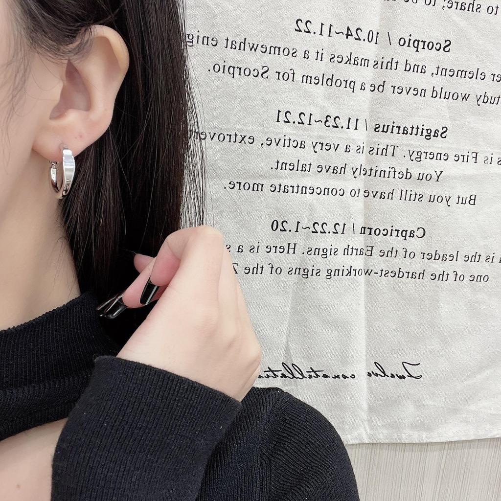 Stylish French Metal Hoop Earrings - Unique Design for Women with Small Faces