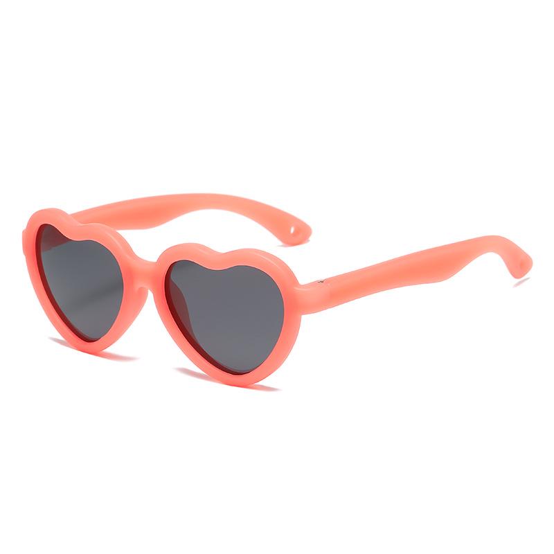 2025 Heart-Shaped Polarized Color-Changing Silicone Sunglasses for Kids Ages 3-6