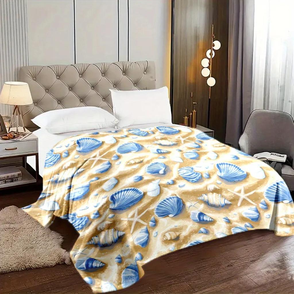 Beach seashell pattern flannel blanket - soft and warm, perfect for sofas, beds, chairs, camping, and as a holiday gift for boys