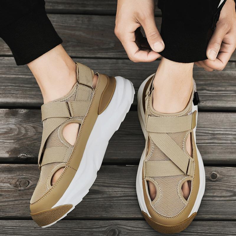 Summer Cave Casual Sandals for Men Fashion Designer Men's Sandals Outdoor Non Slip Beach Sandals  New Male Driving Sandalias