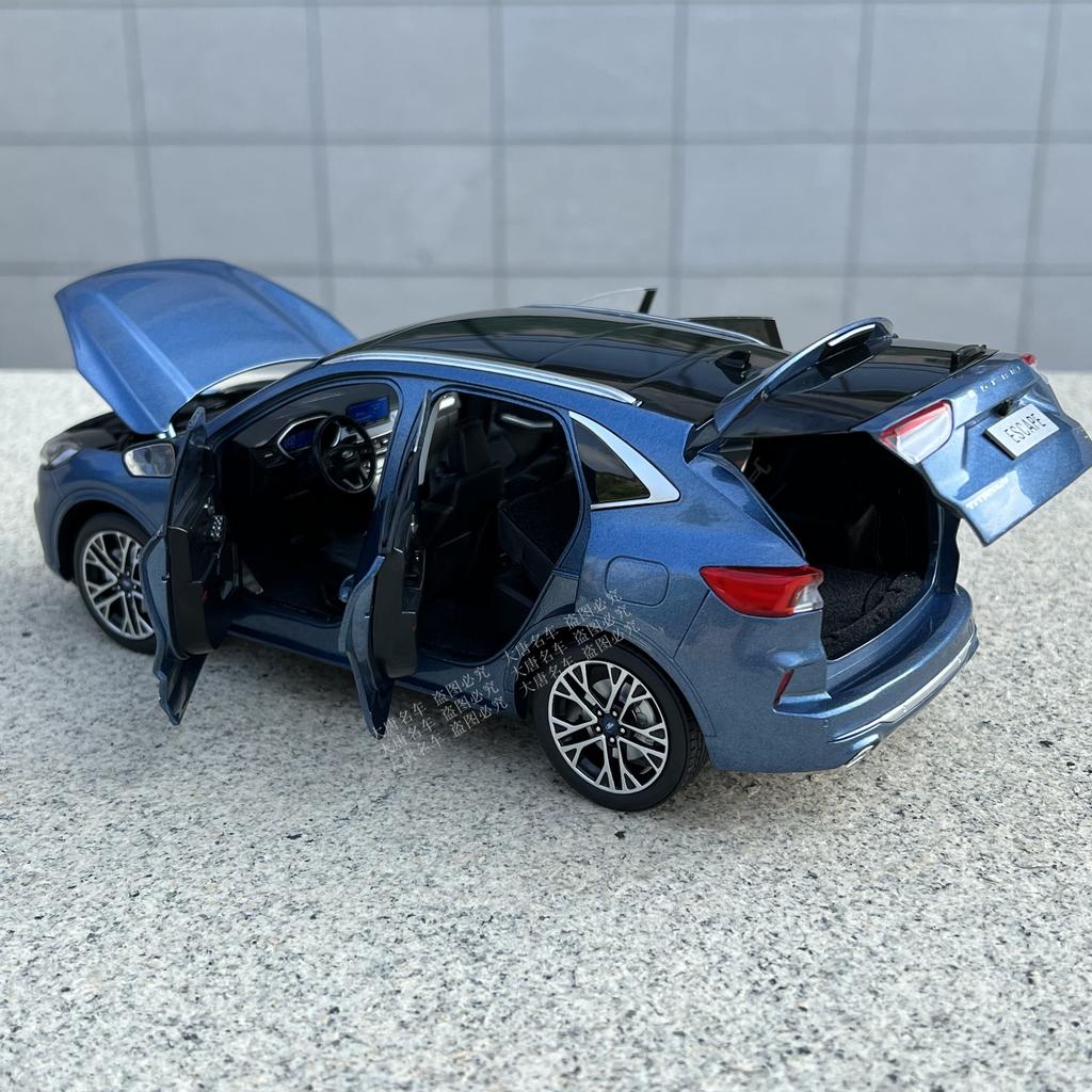 1:18 ESCAPE SUV High Simulation Diecast Car Metal Alloy Model Car kids toys collection gifts Collect ornaments