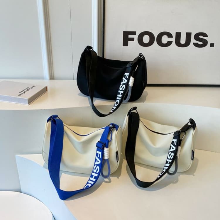 Neue vielseitige Sport- und Freizeit-Umhängetasche