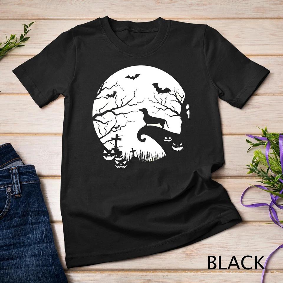 Weenie Dog And Moon Dachshund Halloween Pumpkin T-Shirt Unisex T-shirt 4XL