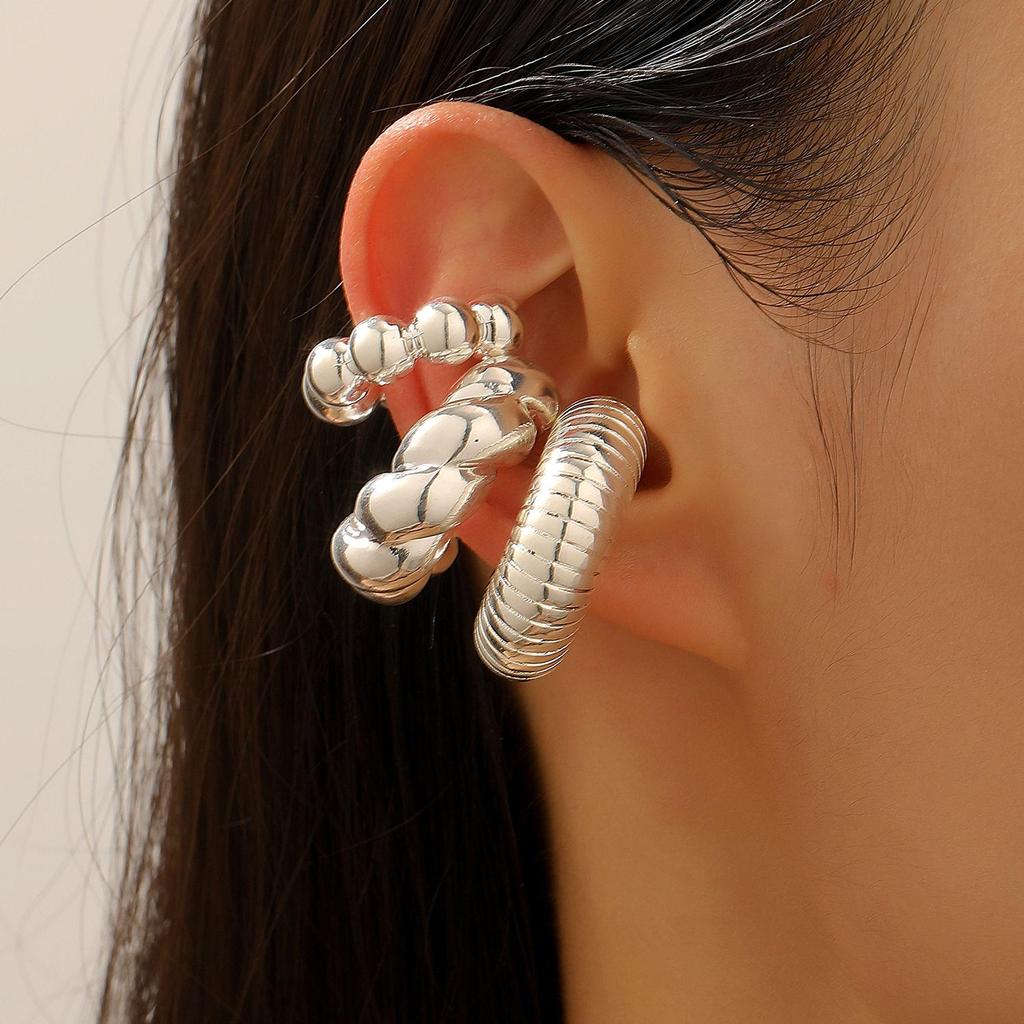 Chic European & American Oval Hollow Electroplated Ear Clip Earrings