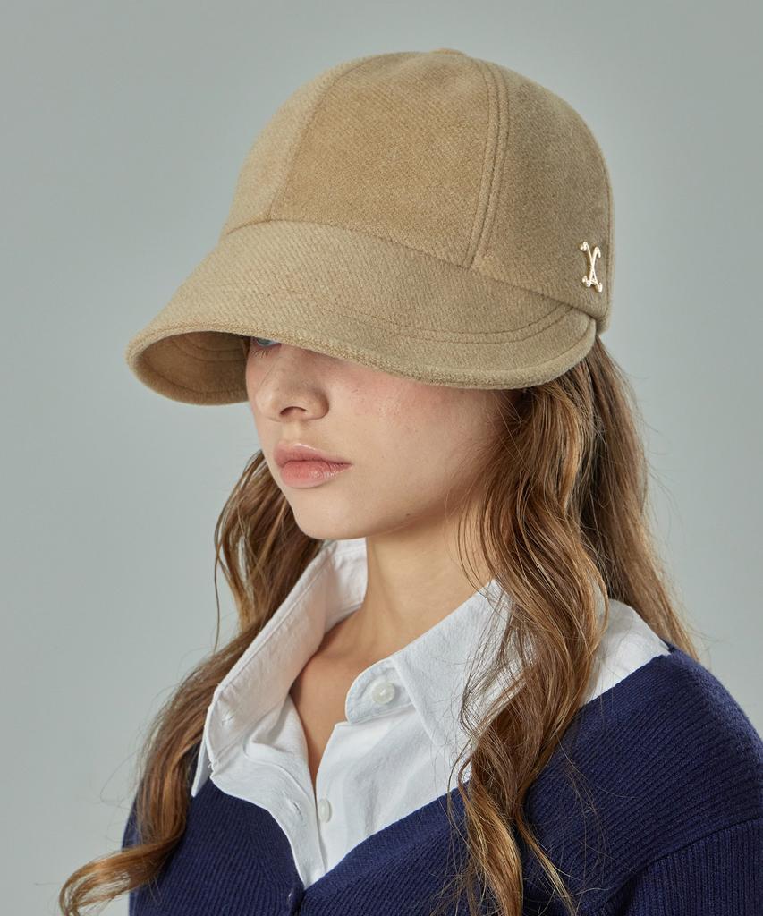 Bajal Va Curved Studded Link Bonnet Hat Beige