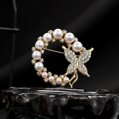 French Retro Ring With Diamonds, Pearl Butterfly Brooch, Light Luxury Temperament Niche Coat Suit Pin Women