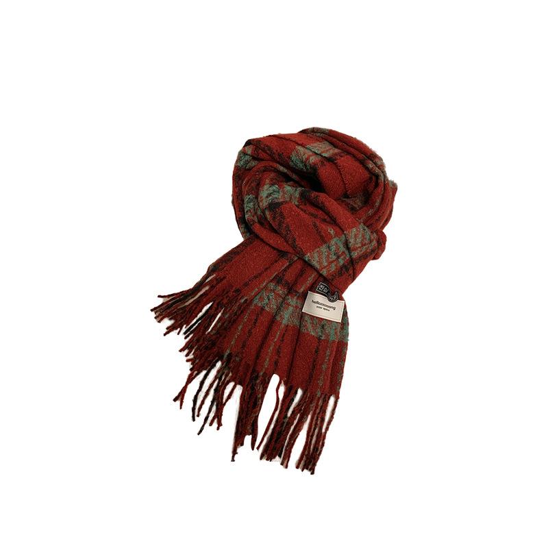 New Plaid Scarf for Women in Winter Thickened and Warm Retro Versatile High End Shawl and Scarf for Students Spring and Autumn