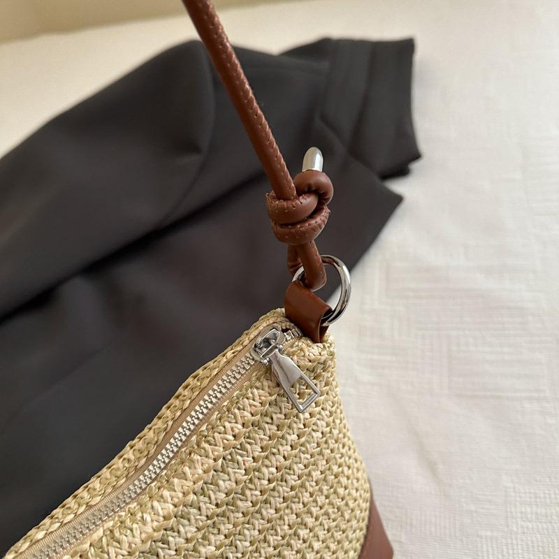 Women Handmade Woven Small Single Shoulder Crossbody Bucket Bag For Daily Beach Use