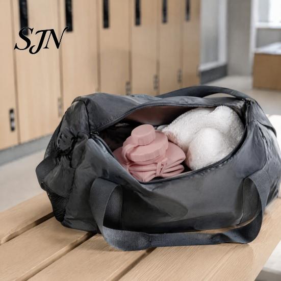 Portable Silicone Bottle for Travel 600ml Foldable Water Bottle, Food Grade Telescopic Lightweight Outdoor Cycling Container Hiking Fitness Cup Office