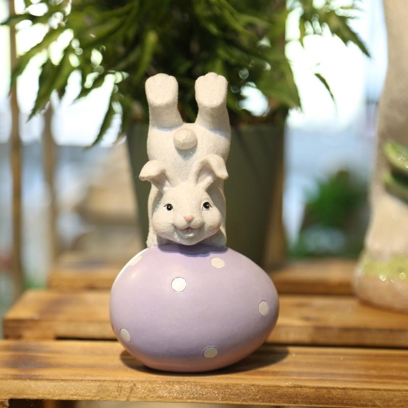 Easters Decorations Bunnies Decors Spring Figurine Table Centerpiece Resin Easters Eggs Rabbit Statue Tabletop Ornament