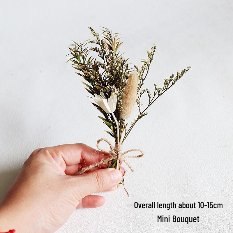 Mini Bouquet of Mixed Natural Dried Flowers: Preserved Gift Box for DIY and Decorations