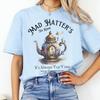 Stampa Vintage Alice nel Paese delle Meraviglie Cappellaio Matto Festa del Tè Comfort Maglietta Unisex Divertente Light Academia Da Lettore Maglietta Y2K Streetwear