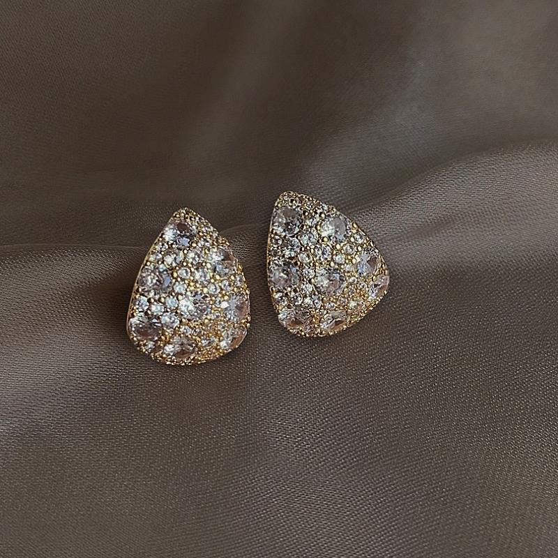 2025 New Water Drop Stud Earrings for Women Full Crystal Geometry Luxury Wedding Ear Jewelry Exquisite Small Earrings brincos