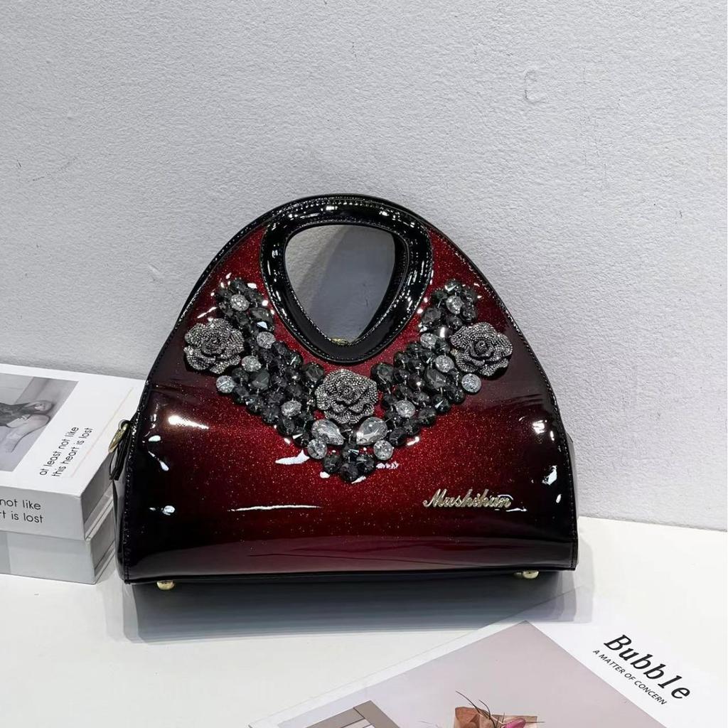 Fashion Diamond-Encrusted Dumpling Bag Handbag, Medium Temperament, Send Mother-In-Law Patent Leather Foreign Style Messenger Bag