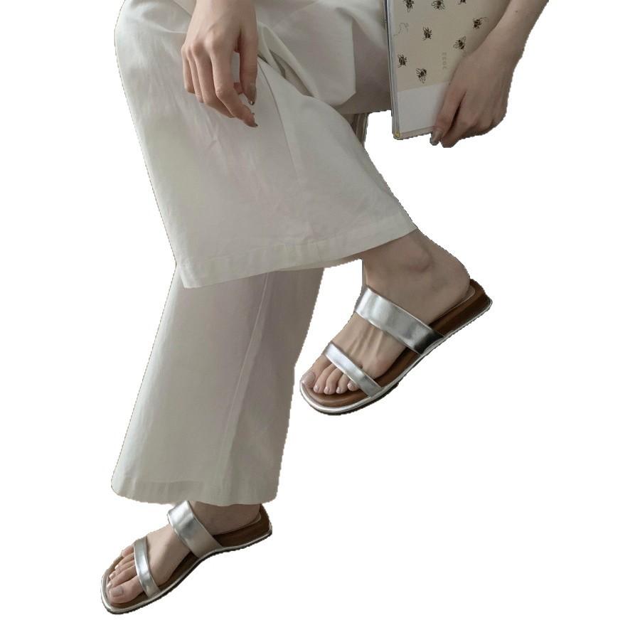 Retro square head flat bottom slippers women's summer wear French simple one-word sandals fashion casual vacation beach shoes