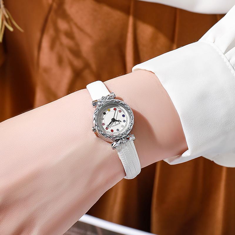 Women' Watches Rhinestone Quartz Wristwatch Leather Strap Watch