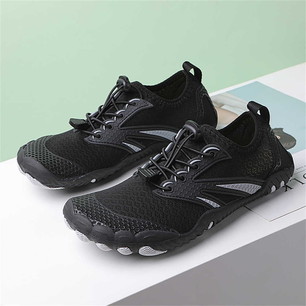 Fashion Hypersoft Buckle Hawaiian Men's Slipper Mule Shoes Luxury Sandal Men Sneakers Sports Deals Shose Deadlift Teniz Runing