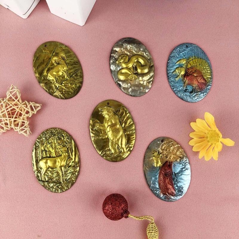 Mini Animals Shape Keychain Silicone Mold Bear/Snake/Antelope/Peacock/Fishing/Goat Handmade Mold Jewelry for Home Decors