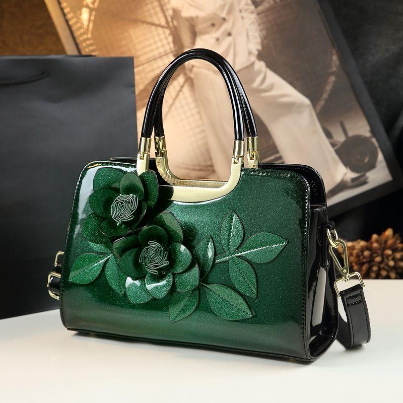 Univerzální dámská crossbody taška s květinami v temperamentu 2024 Nová elegantní kožená taška přes rameno