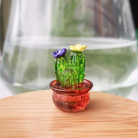 Mini Cactus Ornament Decorative Resin Cactus Car Dashboard Decor for Home Office Computer Desk Lightweight Novelty Gift for All Ages