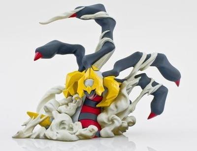 Platinum Bonus Original Figure Giratina Origin Form Pokémon Pre-order (No Software)