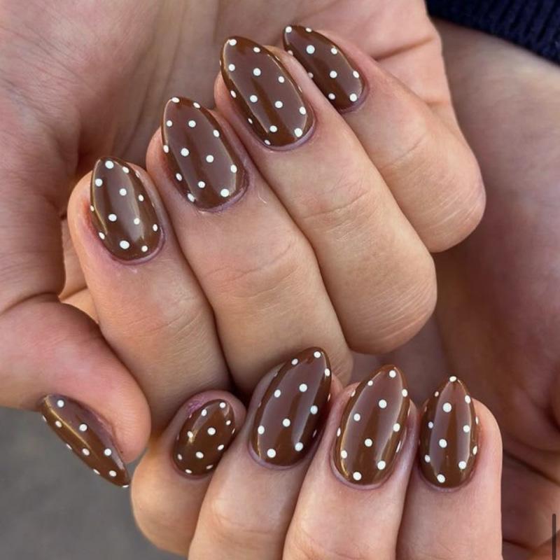 Le Fan Polka Dot French Wearable Short Almond Flower Bow Nail Art Tips False Nails