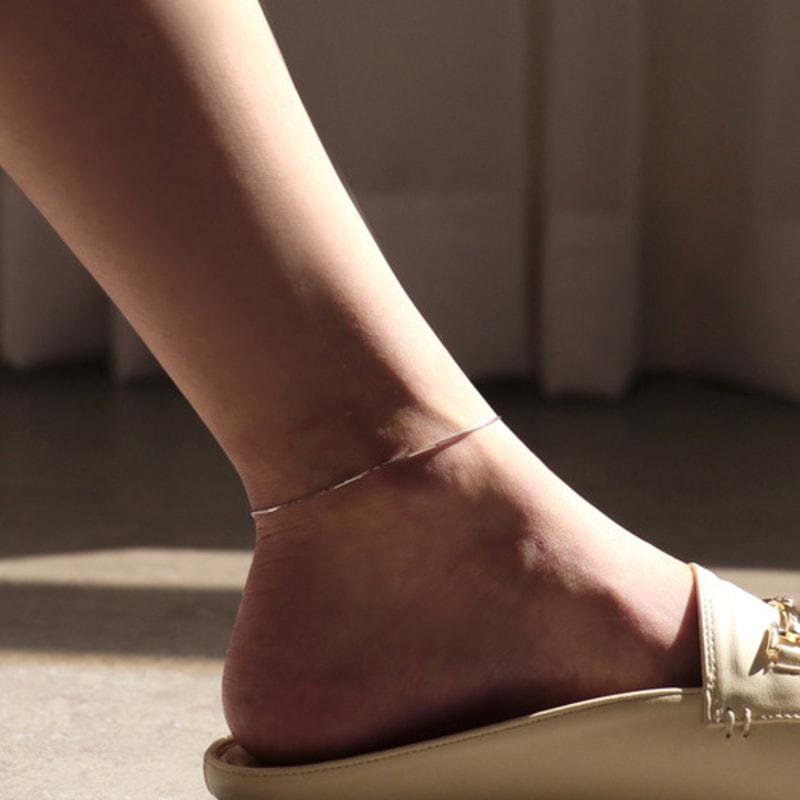 Less is more silver thin snake chain anklet
