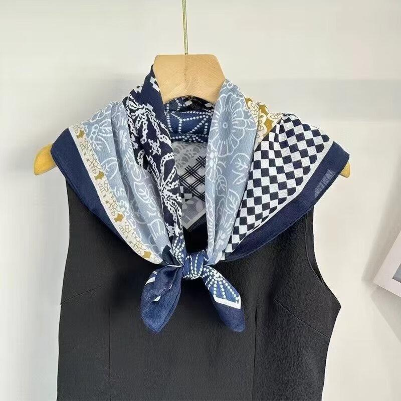 Siyutang Golden Age Faux Silk Scarf Gift Set