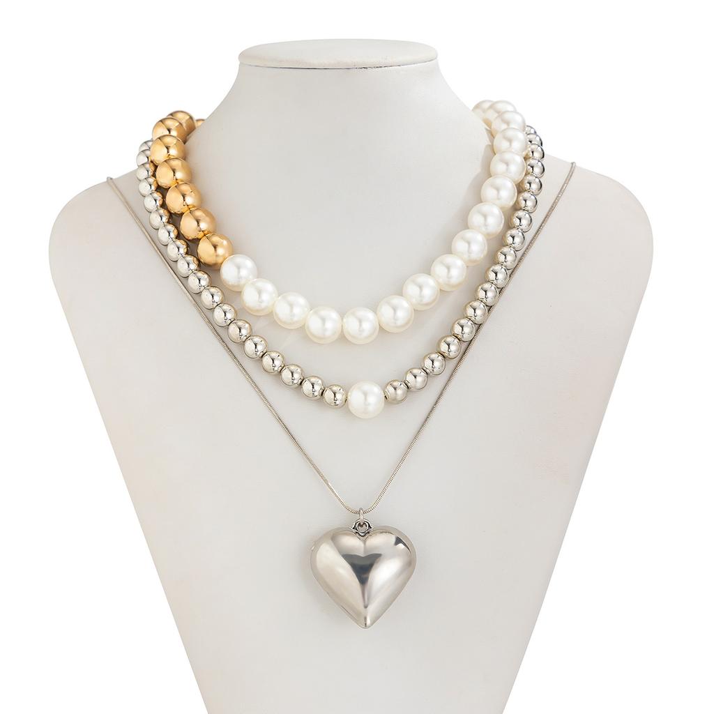 Sweet And Cool Style Love-Shaped Pendant Necklace, Design Imitation Pearl Beads Stacked Collarbone Necklace